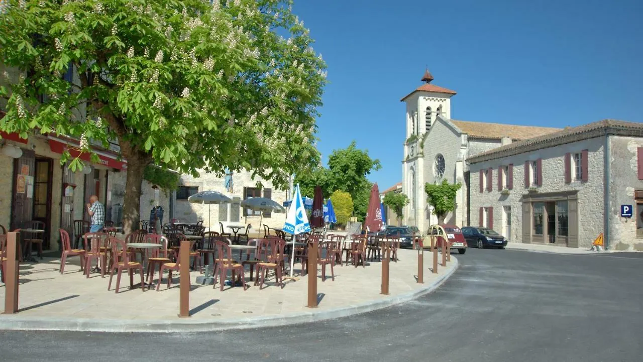 Gites Grand Pre ! Et La Roulotte De Roquecor Holiday home