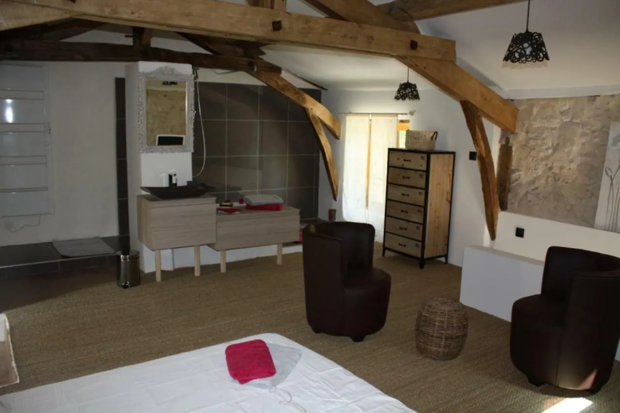 Holiday home Gites Grand Pre ! Et La Roulotte De Roquecor