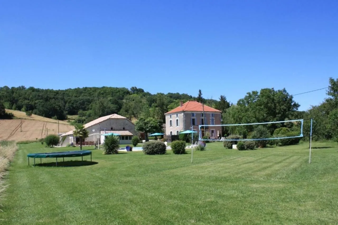 Gites Grand Pre ! Et La Roulotte De Roquecor 0*,  France