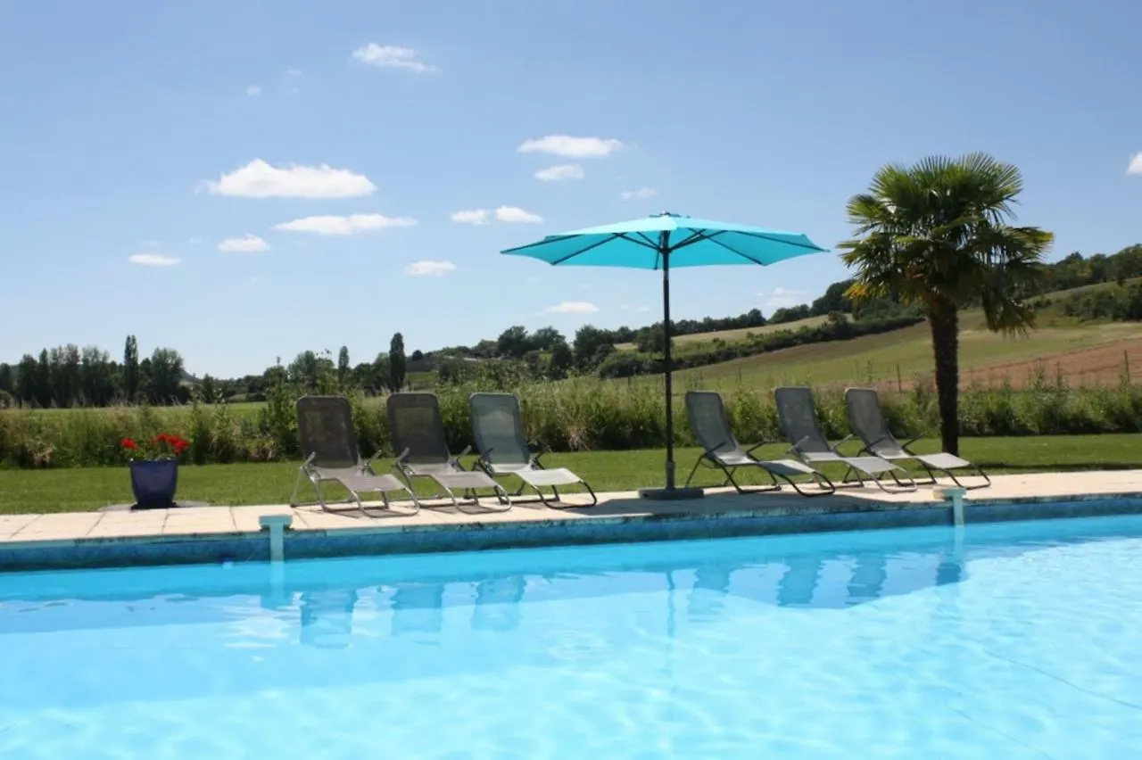 Gites Grand Pre ! Et La Roulotte De Roquecor Holiday home