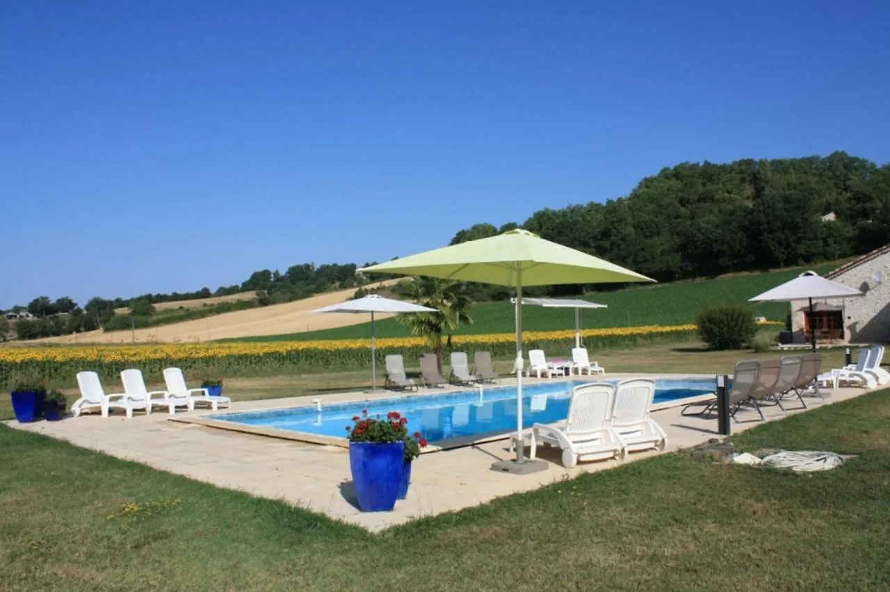 Gites Grand Pre ! Et La Roulotte De Roquecor Holiday home