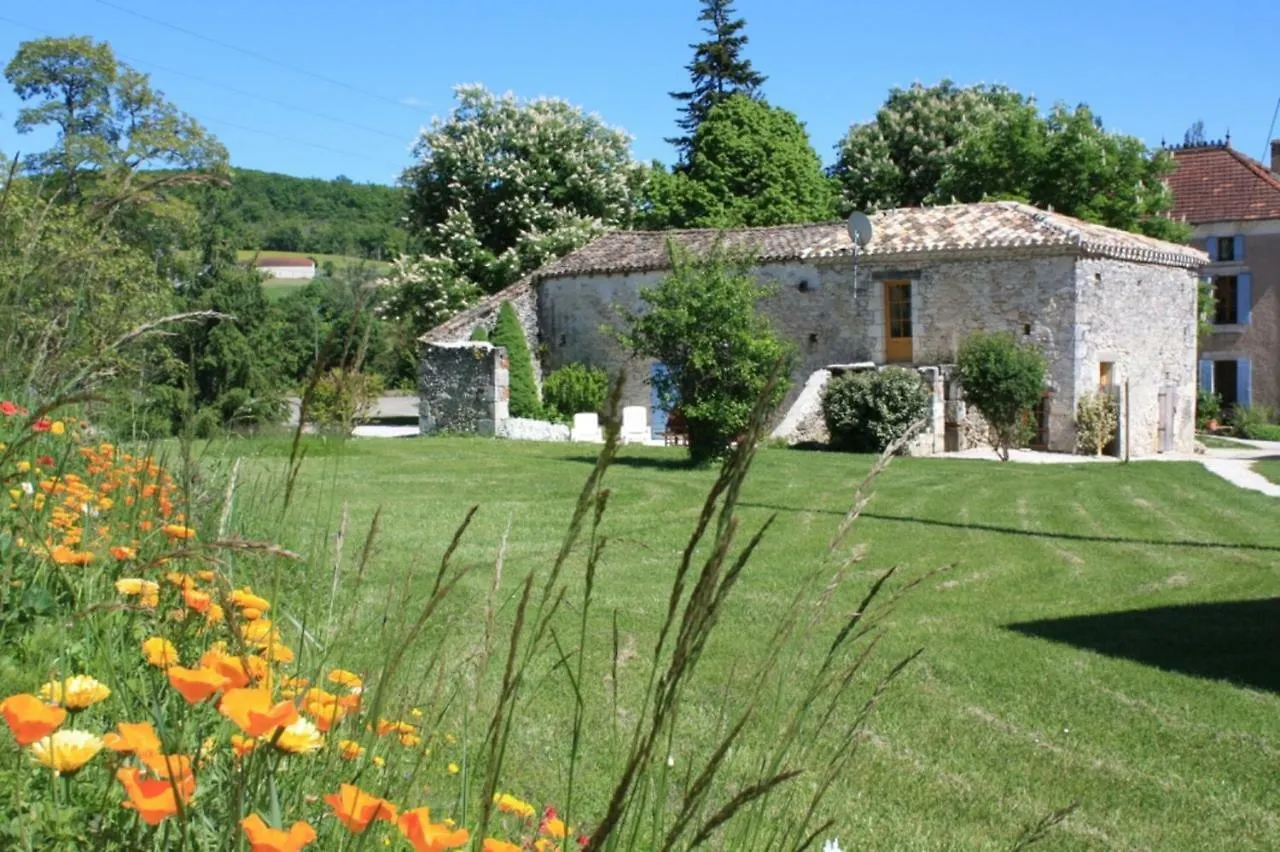 Gites Grand Pre ! Et La Roulotte De Roquecor