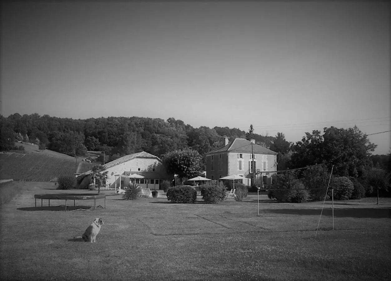 Gites Grand Pre ! Et La Roulotte De Roquecor
